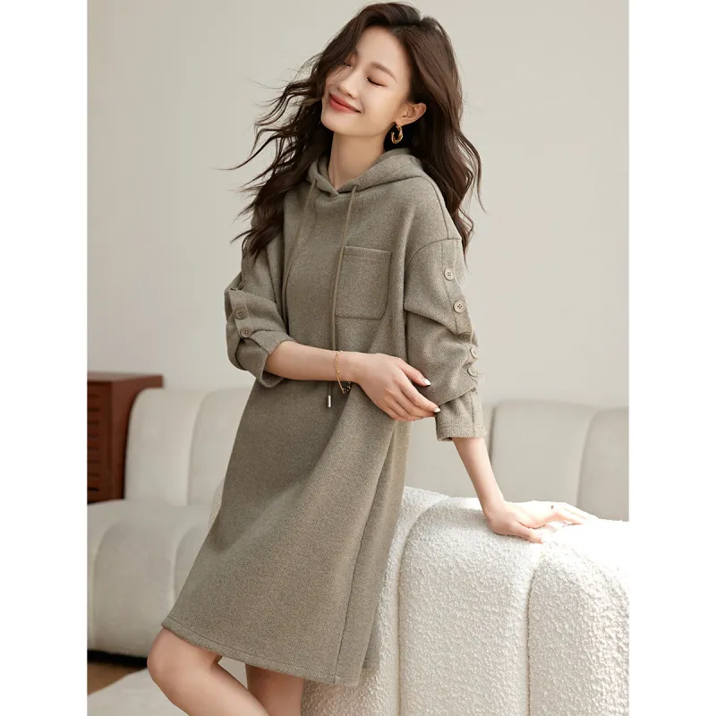 Mo Han Yi Mei Long Sleeved Dresses Women's Coffee Green-3