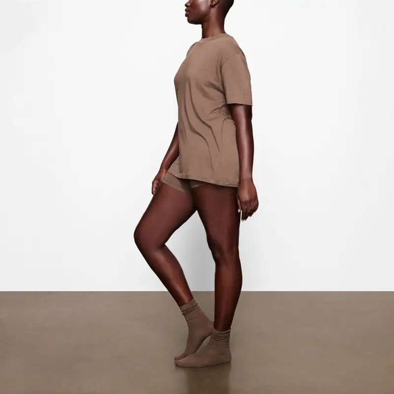 Skims Boyfriend T shirt Oxide-3