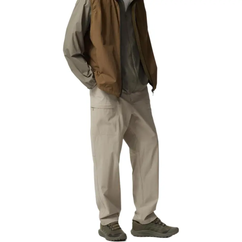UNIQLO Cargo Pants Unisex Beige-1