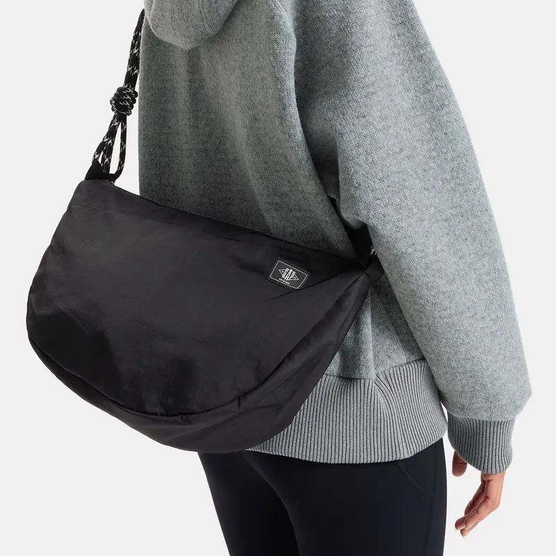 GAP Polyamide Shoulder Bag Crossbody Bag Medium Size Women's Black-2