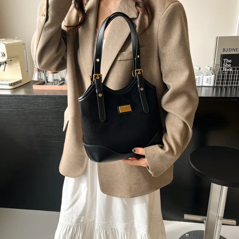 Morellybear Suede Shoulder Bag Regular Women's Black/Coffee/Brown/Khaki-1