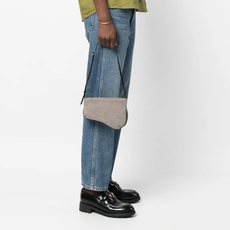 Manu Atelier Curve Edge Zipped Shoulder Bag-4