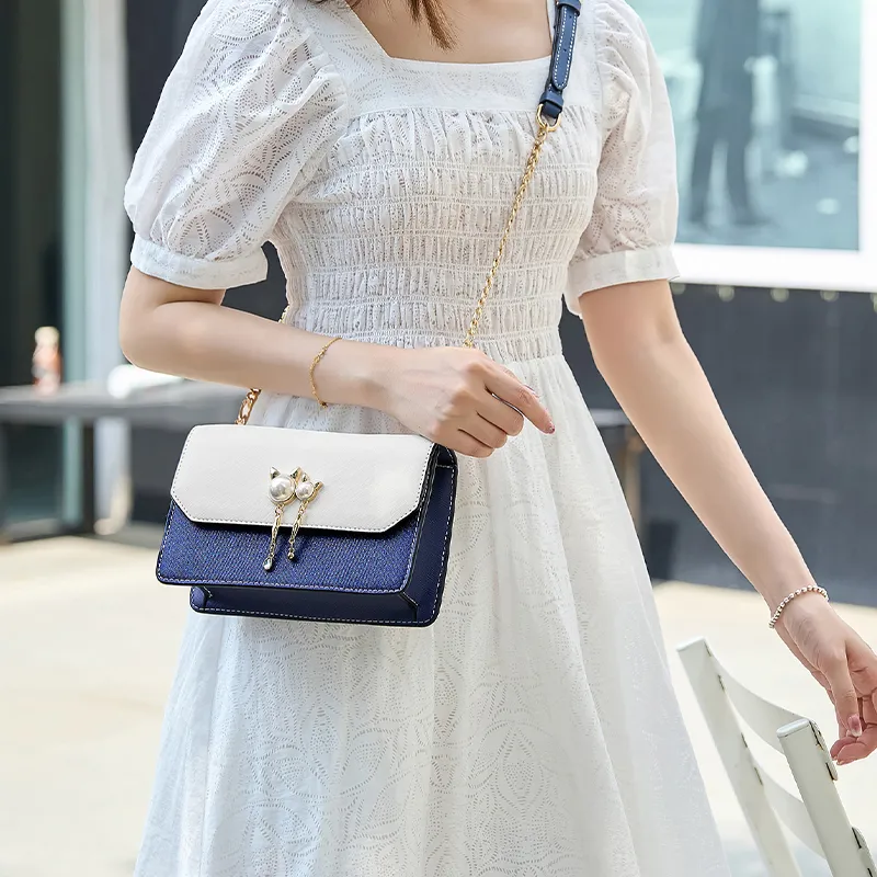 MOONDEMIMA Cow Leather Chain Bag Shoulder Bag Crossbody Bag Regular Women's Blue White/Pink White-4