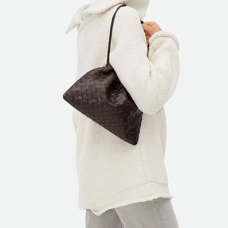 Bottega Veneta Cow Leather Clutch Medium Size Women's Chocolate Brown-3