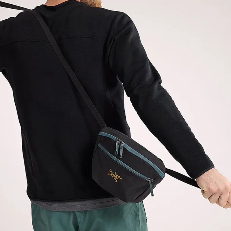 Arcteryx Mantis 2 Recyclable Polyester Fanny Pack Large Size Unisex Pale Peak Color-3