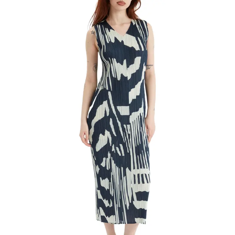 PLEATS PLEASE ISSEY MIYAKE Refraction Tank Top-3