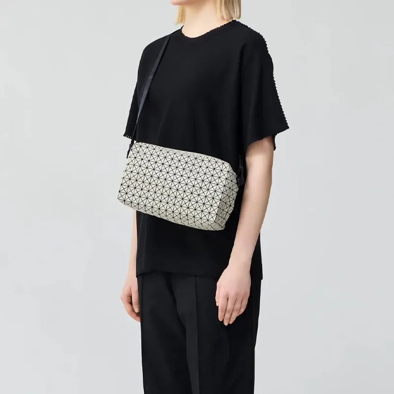 ISSEY MIYAKE Cotton Shoulder Bag Crossbody Bag Unisex Sandy Beige-4