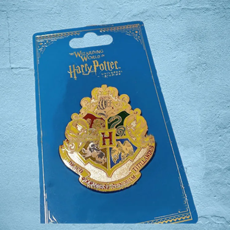 Universal Studios Harry Potter Hogwarts Magic Preppy Gryffindor Slytherin And Ravenclaw Houses Badges-1