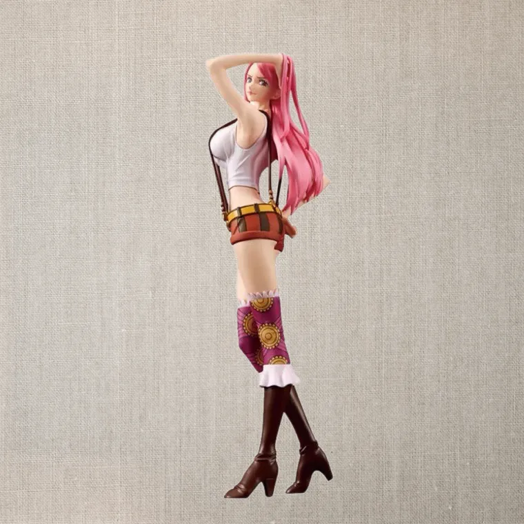 BANPRESTO Scale Figures-3