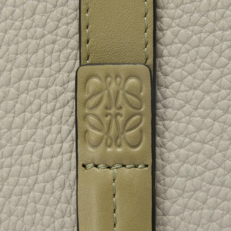 LOEWE Cow Leather Wallet Women's Shell Gray With Eucalyptus Wood Color-5