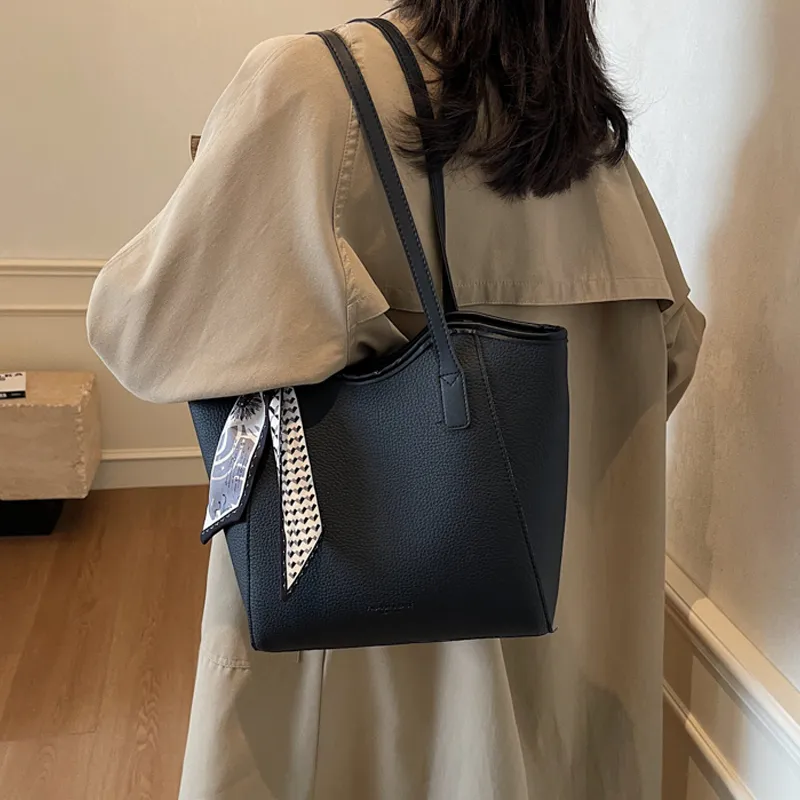 SWIMADE PU Tote Shoulder Bag Women's Black/Coffee-1