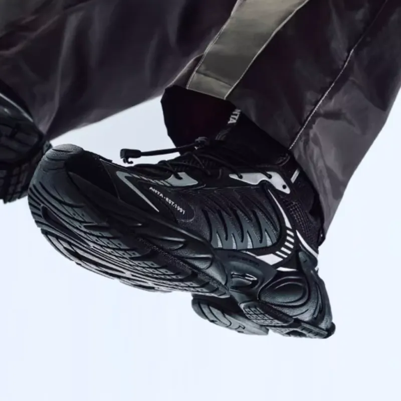 Anta Star Moon 2 Cushioned Slip-Resistant Abrasion-Resistant Low-Top Chunky Sneakers Men's Black-1