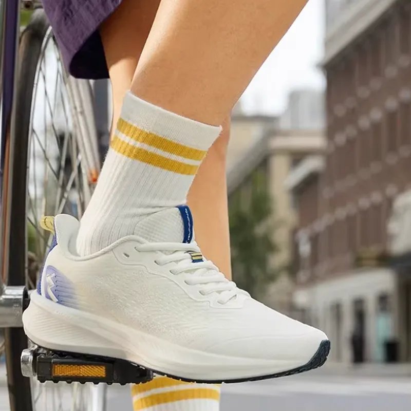 361° Wing Gundam 5.0 Slip Resistant Breathable Rebound Low Top Sprint Running Shoes Women's White Blue-3