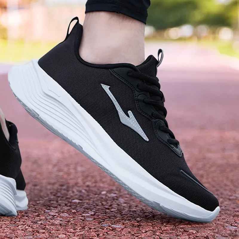Erke Cushioning Anti Slip Wear Resistant Breathability Running Shoes Men's Black-3