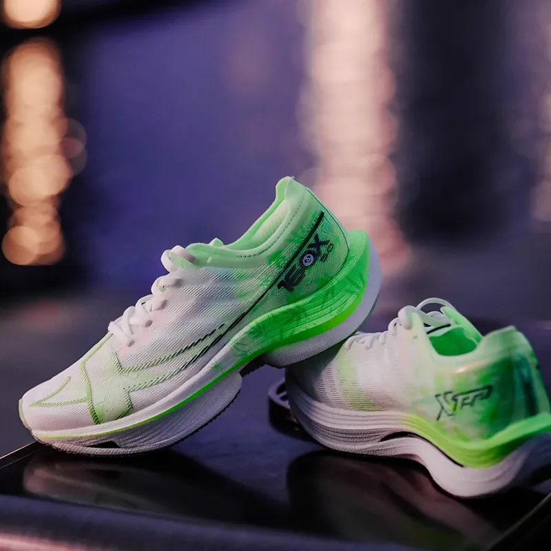 XTEP Racing 160X 5.0 Cushioning Lightweight Low Top Running Shoes Women's White Green-2