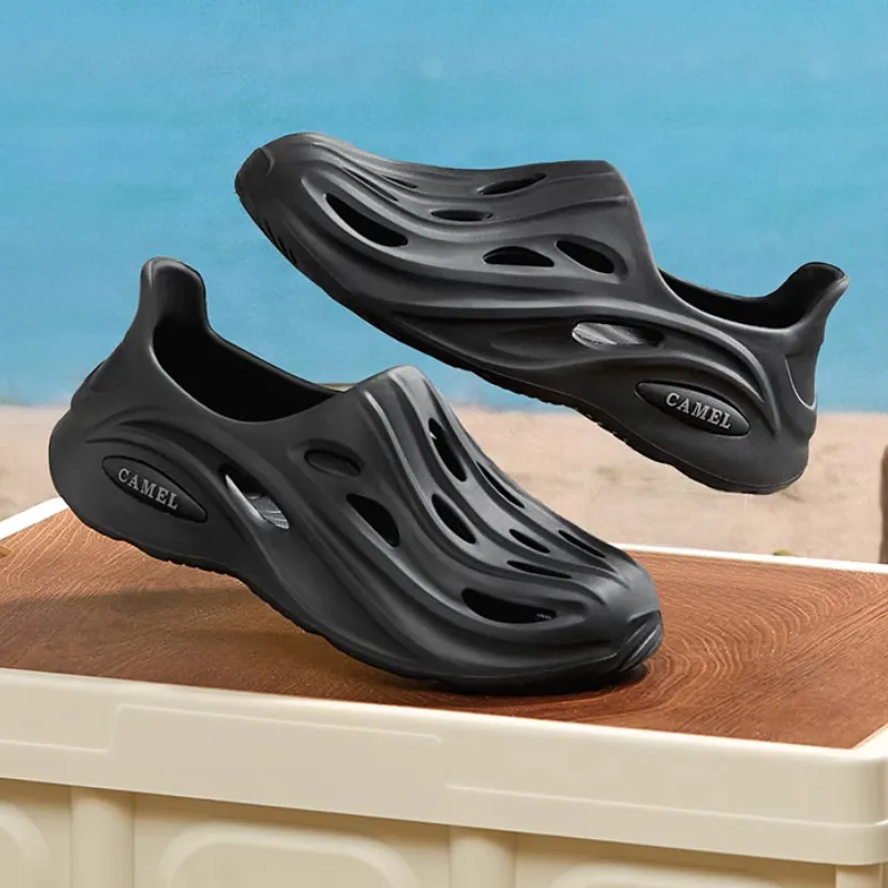 CAMEL Clogs Men-1