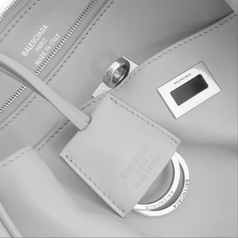 Balenciaga Rodeo Cow Leather Shoulder Bag Women's Cloud Gray-4