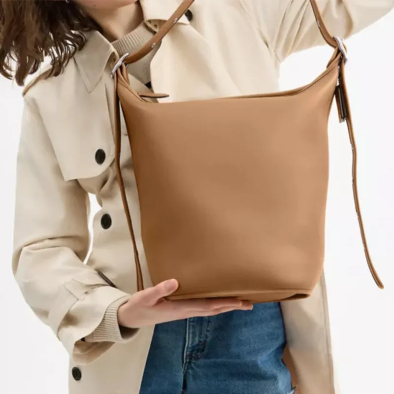 COACH Leather Hobo Bag, Crossbody Bag, Shoulder Bag Medium Size Women's Brown-7