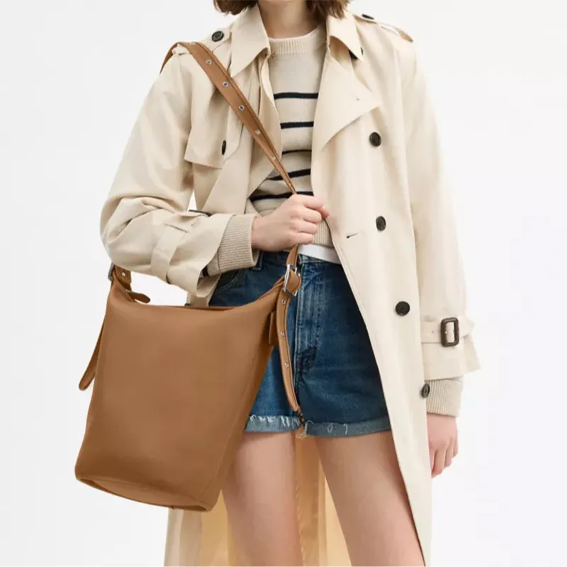 COACH Leather Hobo Bag, Crossbody Bag, Shoulder Bag Medium Size Women's Brown-5