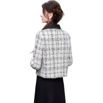 Like The Age Of Water Velvet feel Coat Women's Beige