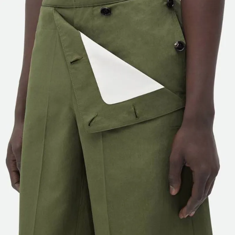 Bottega Veneta Casual Shorts Men's Green-5
