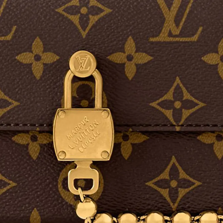 LOUIS VUITTON Steamer Wearable Wallet-4