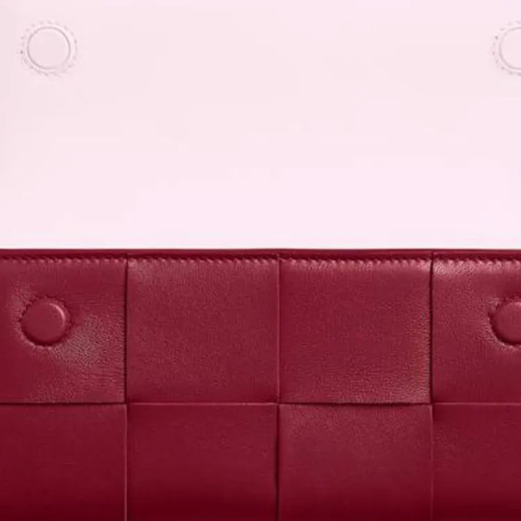 Bottega Veneta Intrecciato Lambskin Wallet Women's Burgundy-3
