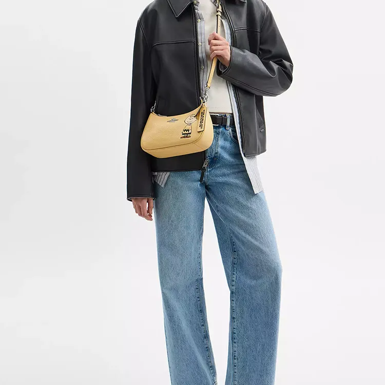 Peanuts X COACH Teri Handbags-5