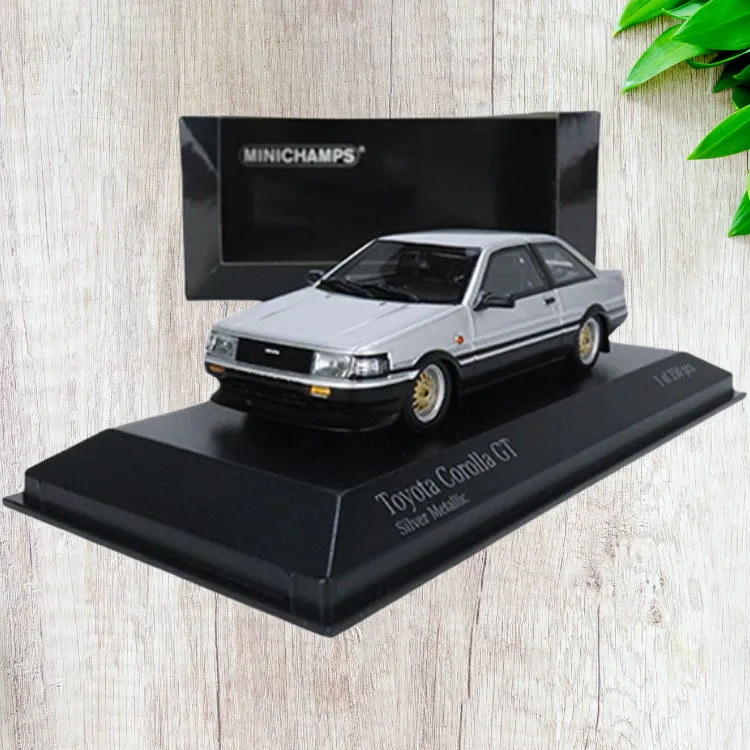 MINICHAMPS 1 43 Toyota Corolla GT 1984 Silver Assembled Models-1