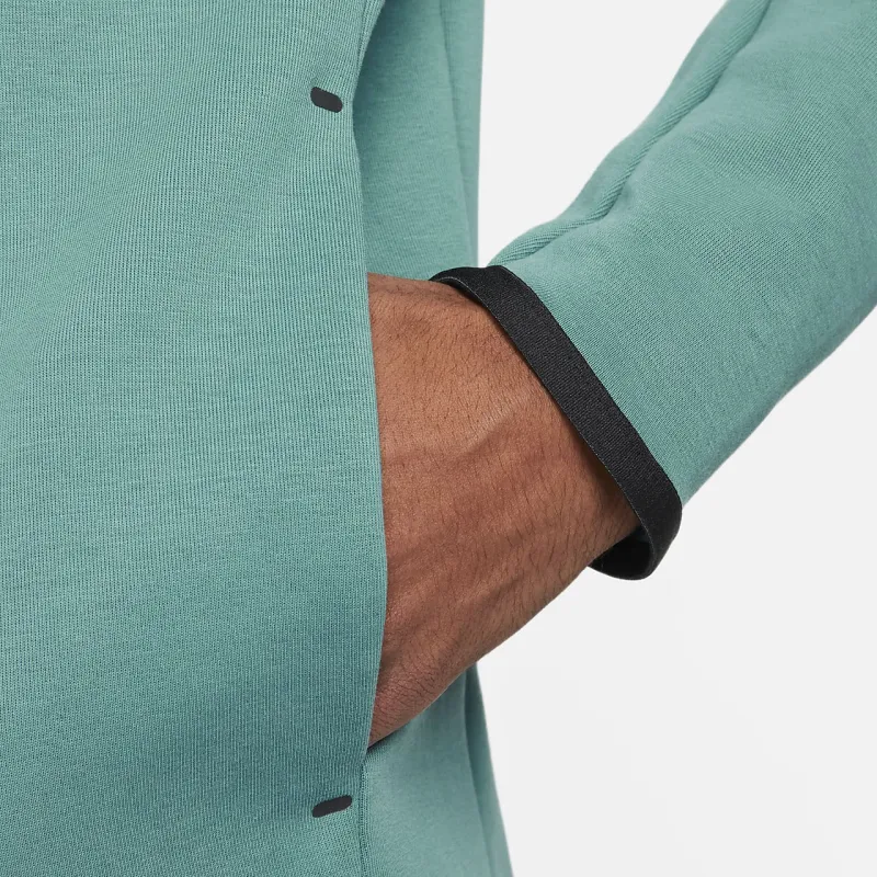 Nike Sportswear Tech Fleece Hoodie-3