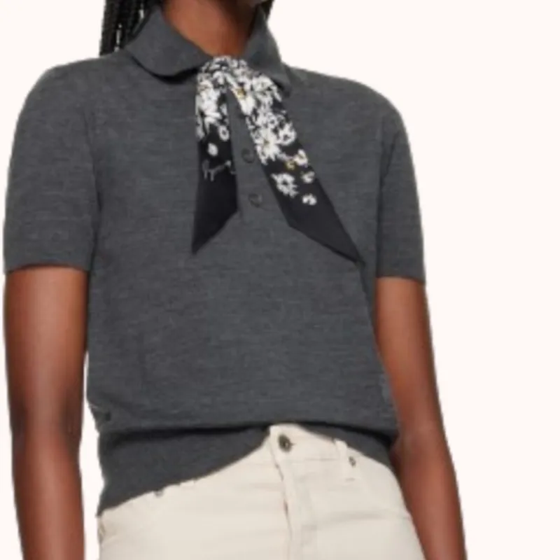 Burberry 100% Silk Scarves Women's Black-1