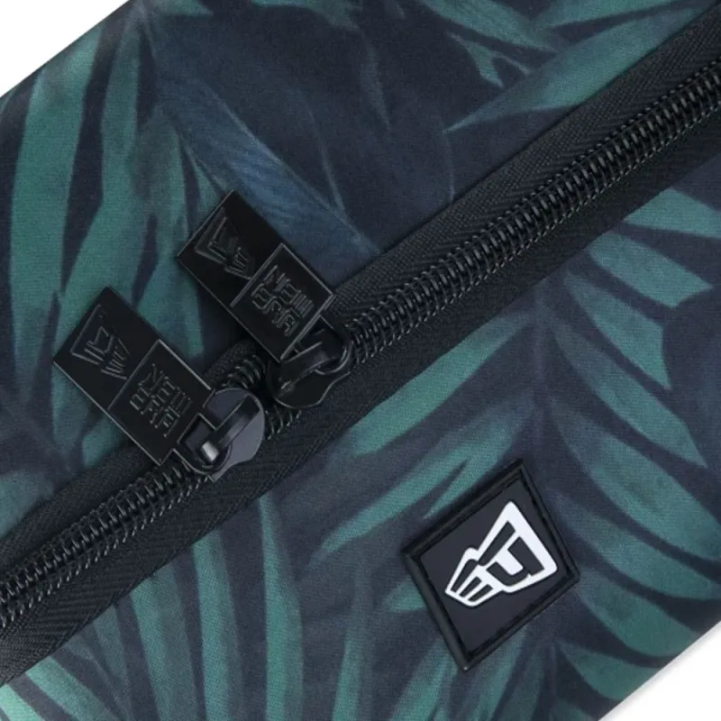 New Era Neoprene Travel Storage Bag Unisex Green & Black-3